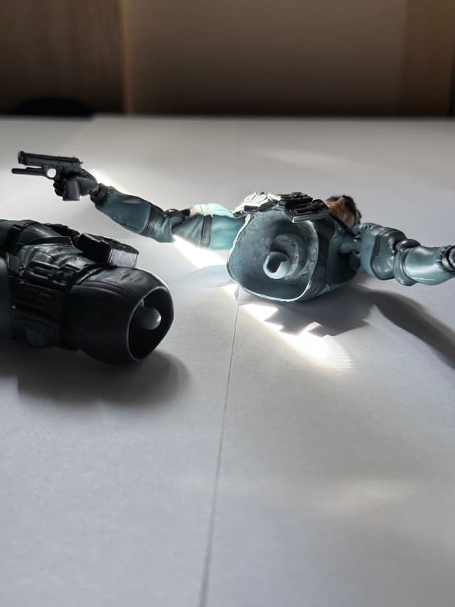 Solid Snake Torso dislodged 